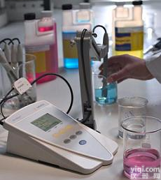 <em>专业型电化学分析仪</em>DocuMeter酸度计