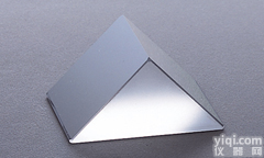 镀膜刀口棱镜/<em>光纤</em>光谱仪/红外观察仪/<em>窗口</em>/窗片/棱镜/博盛