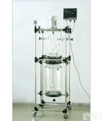 <em>玻璃</em>钢<em>反应釜</em> 