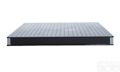 <em>紧凑型</em>铝合金蜂窝型平台/半导体<em>激光器</em>/激光功率计/博盛