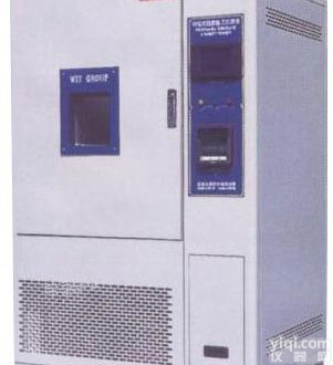 <em>标准型恒温恒湿试验机</em>