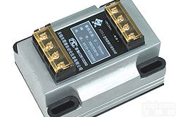 HTD-2型<em>热膨胀</em>行程<em>变送器</em>