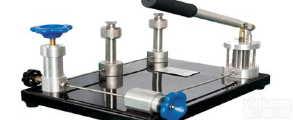 ZR-<em>100</em>B-2Q<em>压力校验台</em>