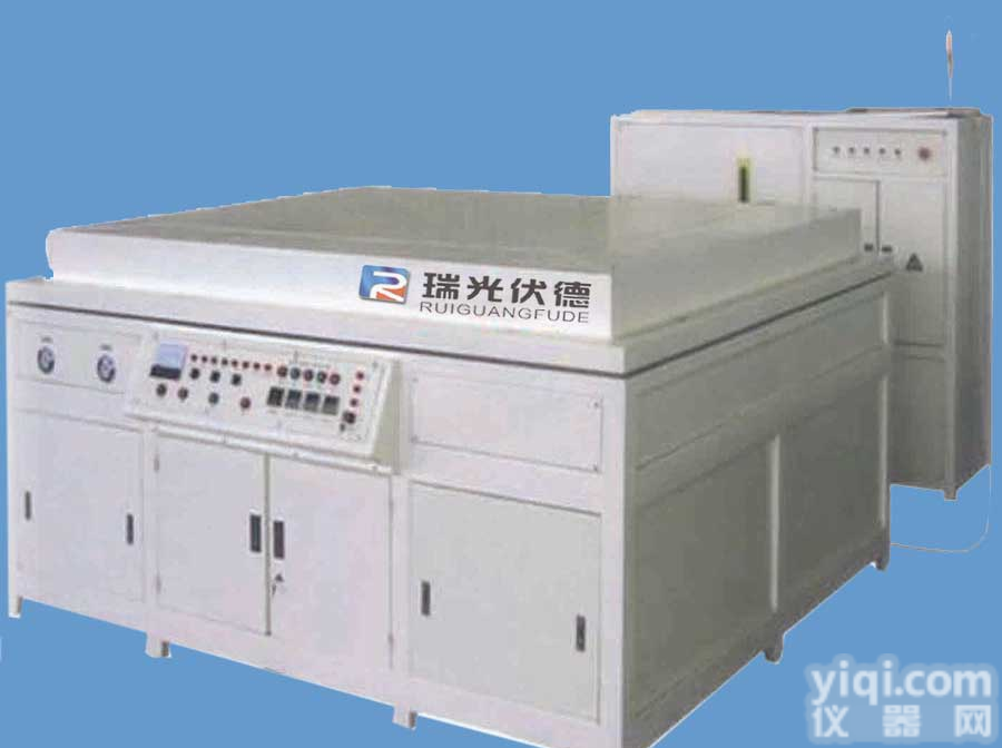 半自动<em>太阳能</em>光伏电池组件<em>层压机</em>