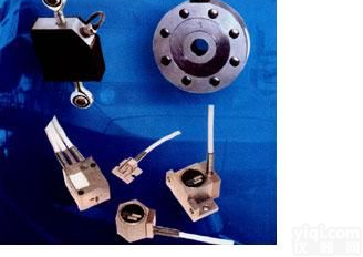 力传感器和<em>加速器</em>