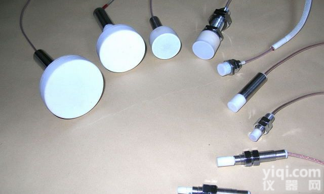 CZF系列电<em>涡流</em>式<em>位移</em>，振动，转速传感器