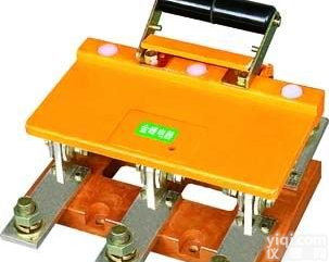 HD11-<em>1000</em><em>隔离开关</em>
