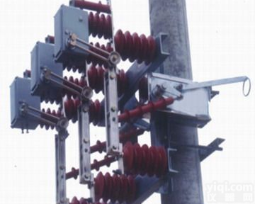 <em>FZW20-12/ T630A-20型户外交流高压真空隔离负荷开关</em>