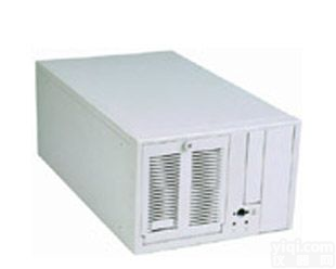 <em>工控机箱</em>