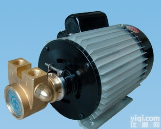 <em>双头</em><em>增压泵</em>