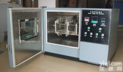 <em>台式臭氧老化试验箱</em>