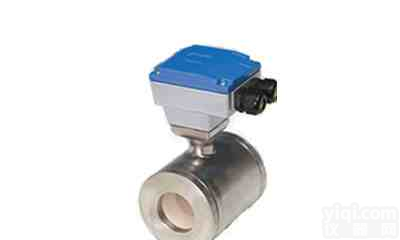 <em>陶瓷衬里电磁流量计</em>