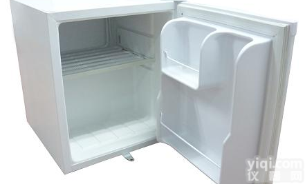 侧<em>开门</em>车载<em>压缩机</em>冰箱