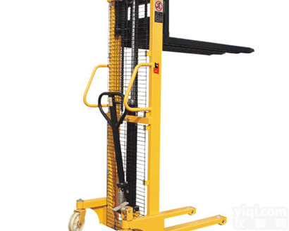 国产1吨SFHD1025手动液压堆高车|堆高车原理|<em>电动堆高车</em>价格