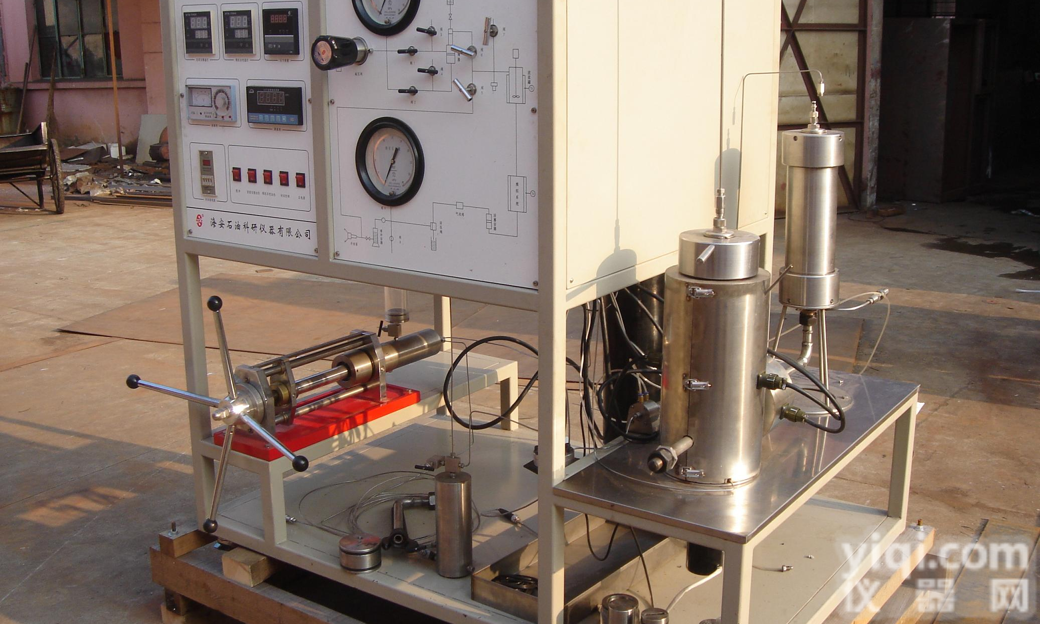 <em>高温高压堵漏</em>模拟试验装置