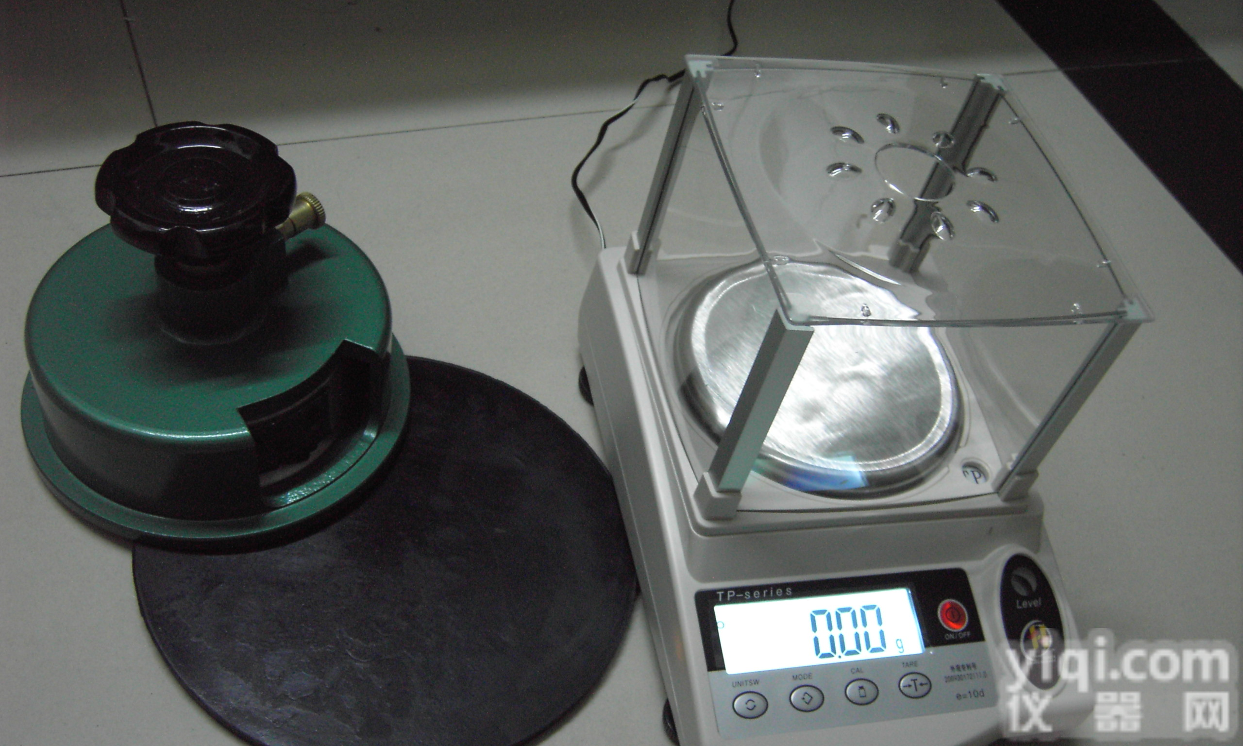 <em>纺织面料</em>克重仪__面料专用克<em>重机</em>__山东克重仪价格