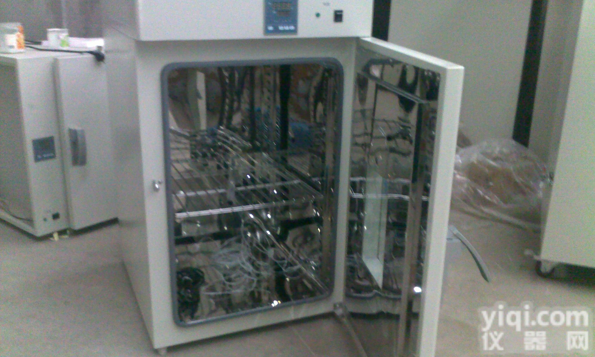 电热鼓风<em>干燥箱</em>，<em>小型</em>干燥<em>烘箱</em>，理化<em>干燥箱</em>，实验<em>干燥箱</em>