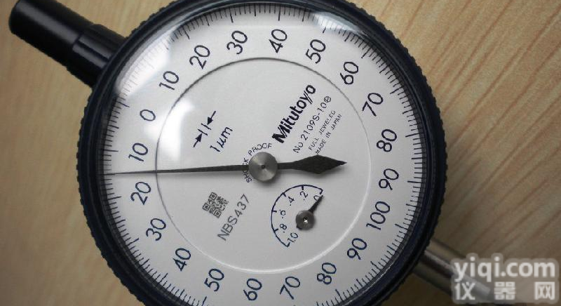 日本三丰标准型指针式千分表 分辨率0.001mm