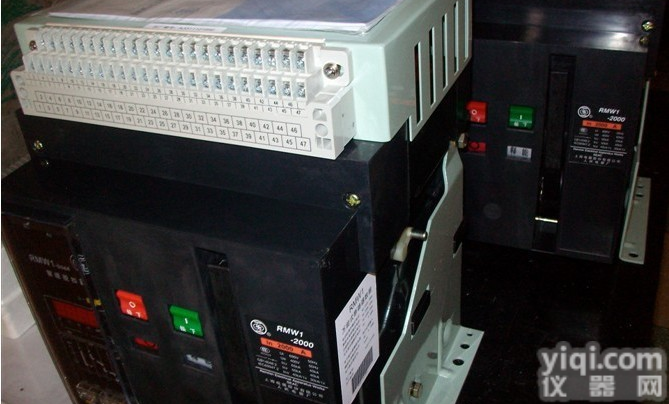 厂家直销万能式断路器RMW1系列，RMW1-2000-1000A 框架断路器