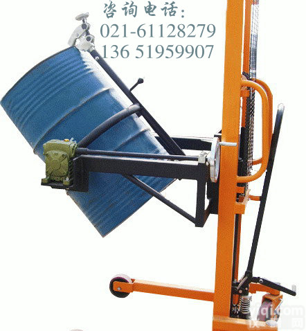 【翻<em>转型</em>油桶搬运车||翻<em>转型</em>油桶搬运车||翻<em>转型</em>油桶搬运车】河南