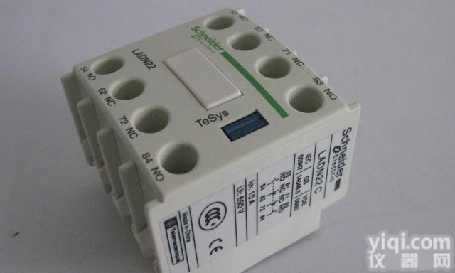 现货供应施耐德<em>接触器</em>接点模块<em>一级</em>代理 LA1-DN04C