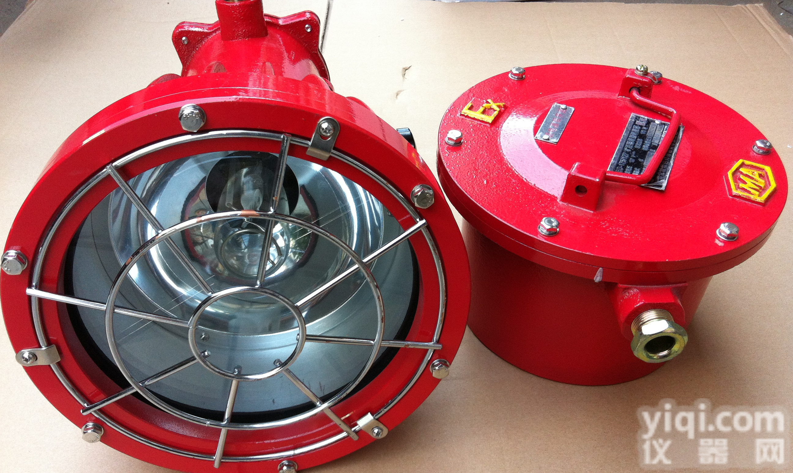 <em>矿用</em><em>投光灯</em> DGC175/127B(A) 175W<em>防爆</em><em>投光灯</em> 图片