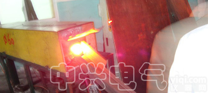 供应高强度螺栓螺母热镦<em>设备</em>G<em>高频</em>加热<em>设备</em>