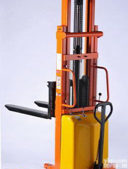 TS1020国产半电动堆高车,经济型半电动堆高车用途,<em>半自动</em><em>液压</em>堆高车技术参数