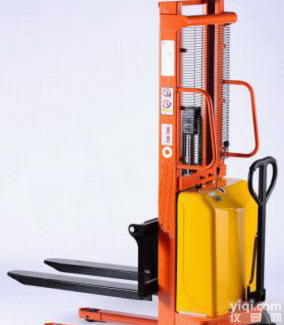 TS2016半<em>电动</em>堆垛车,半<em>电动</em><em>装卸车</em>的型号,轻型半<em>电动</em><em>堆高车</em>的特点