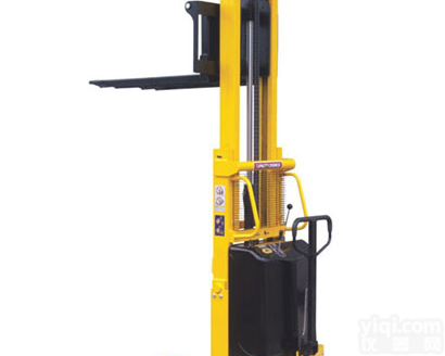 国产半<em>电动</em><em>堆高车</em>长期供应,半<em>电动</em><em>堆高车</em>价格