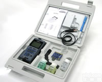 <em>pH 3310手持式PH/mV测试仪</em>