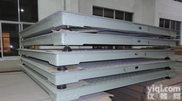 松江5000<em>公斤</em><em>防水</em><em>地磅</em>，2500<em>公斤</em><em>防水</em>平台<em>地磅</em>