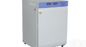 隔水式电热恒温<em>培养箱</em>新一代<em>GNP</em>-9050BS-III