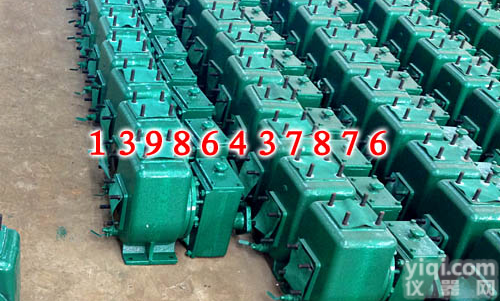 <em>东风</em><em>小霸王</em><em>洒水车</em>水泵厂家