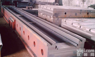 数控<em>床身</em><em>铸件</em>机床立柱华博光机<em>铸件</em>价格