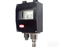 上海自动<em>化仪表</em>四厂，YWK-50-C<em>船用</em>压力控制器