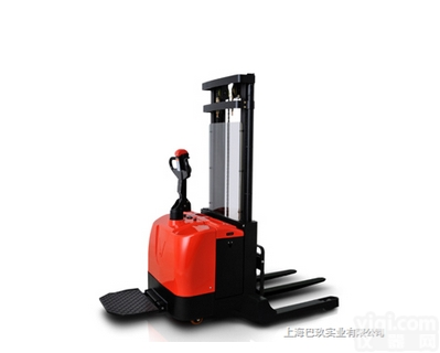 国产全<em>电动</em><em>堆高车</em>,<em>电动</em>液压<em>堆高车</em>,全<em>电动</em>堆垛车,半<em>电动</em><em>堆高车</em>供应