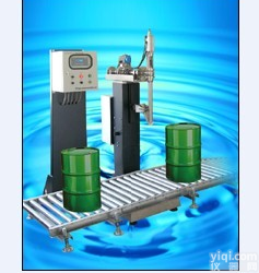 <em>DCS-300-S液体灌装秤</em>