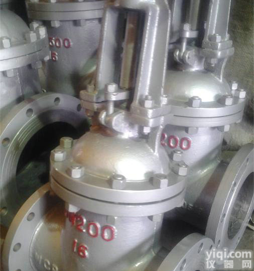 <em>大口径</em>碳钢<em>法兰</em>闸阀