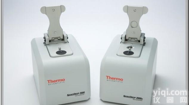 <em>NanoDrop 2000超微量分光光度计</em>