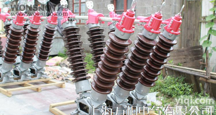 GW4-40.5<em>隔离开关</em> GW5-40.5<em>隔离开关</em>