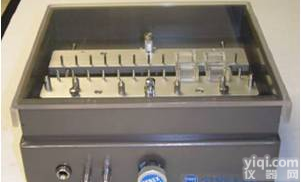 细胞<em>牵拉</em>仪