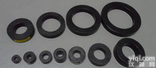 LB2 单匝穿心（引线式）<em>微型</em>精密电流<em>变换器</em>