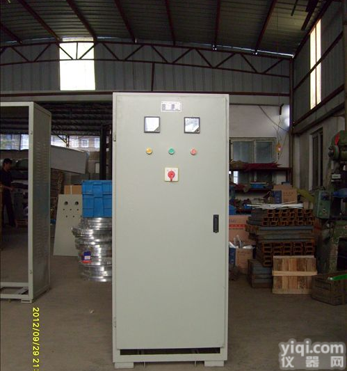 XJ01-190kW三相自耦减压<em>起动柜</em>，碎石机<em>配电柜</em>