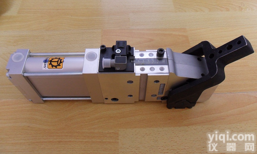 <em>TUNKERS</em><em>夹紧器</em>