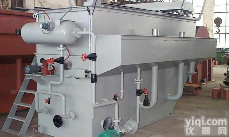 方槽式<em>溶气气浮机</em>