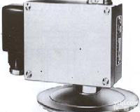 双<em>触点</em>压力控制器，D500/7DZ，<em>上海</em><em>远东</em>仪表厂