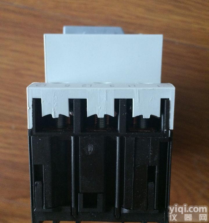 MOELLER<em>固定式</em>塑壳<em>断路器</em>（本体）：NZMN2-A200