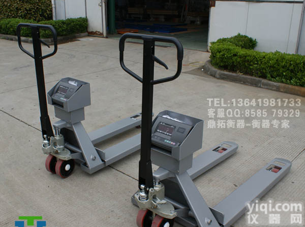 《带打印液压手动<em>叉车</em>秤》3000KG托<em>盘式</em><em>叉车</em>秤价格