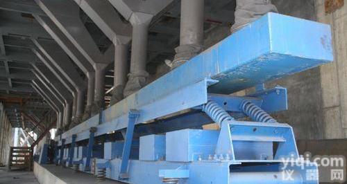 长距离振动<em>输送机</em>   耐高温振动<em>输送机</em>振动  <em>输送机</em>价格